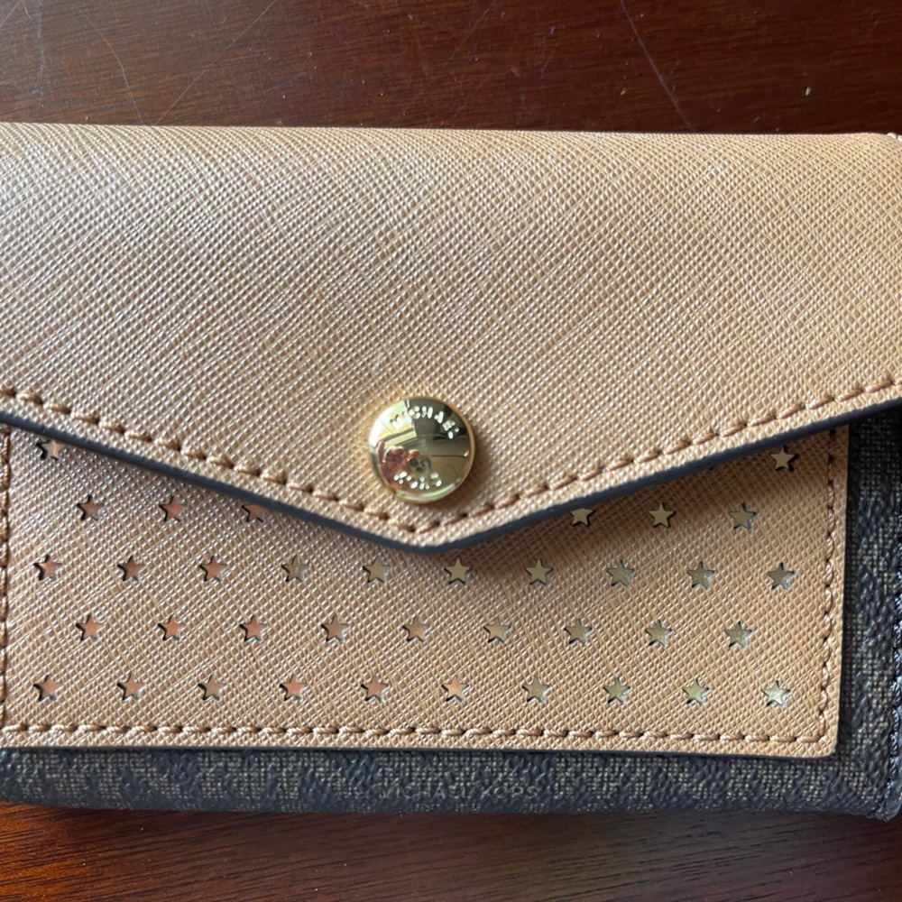 Michael Kors wallet